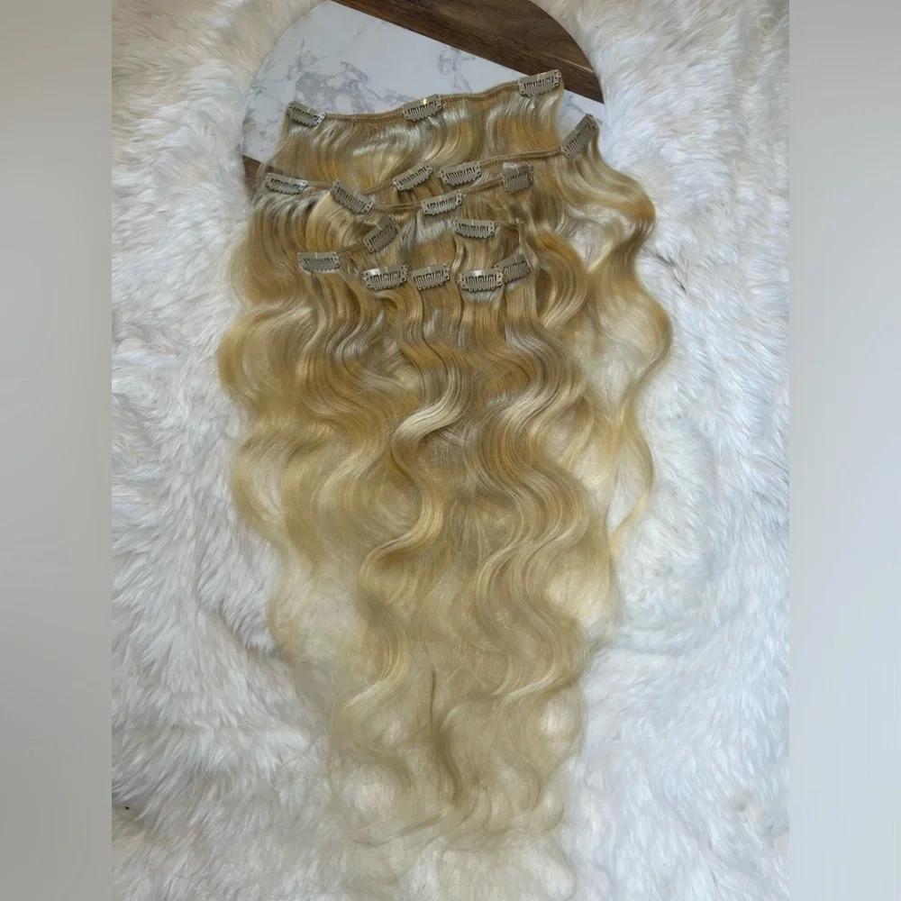 22 Inch 100% Human hair In  Light Blonde Clip in extensions #613  | Body… - Picture 6 of 9